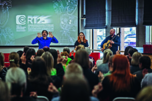 Improteater Impeeriumi meeleolukas etteaste